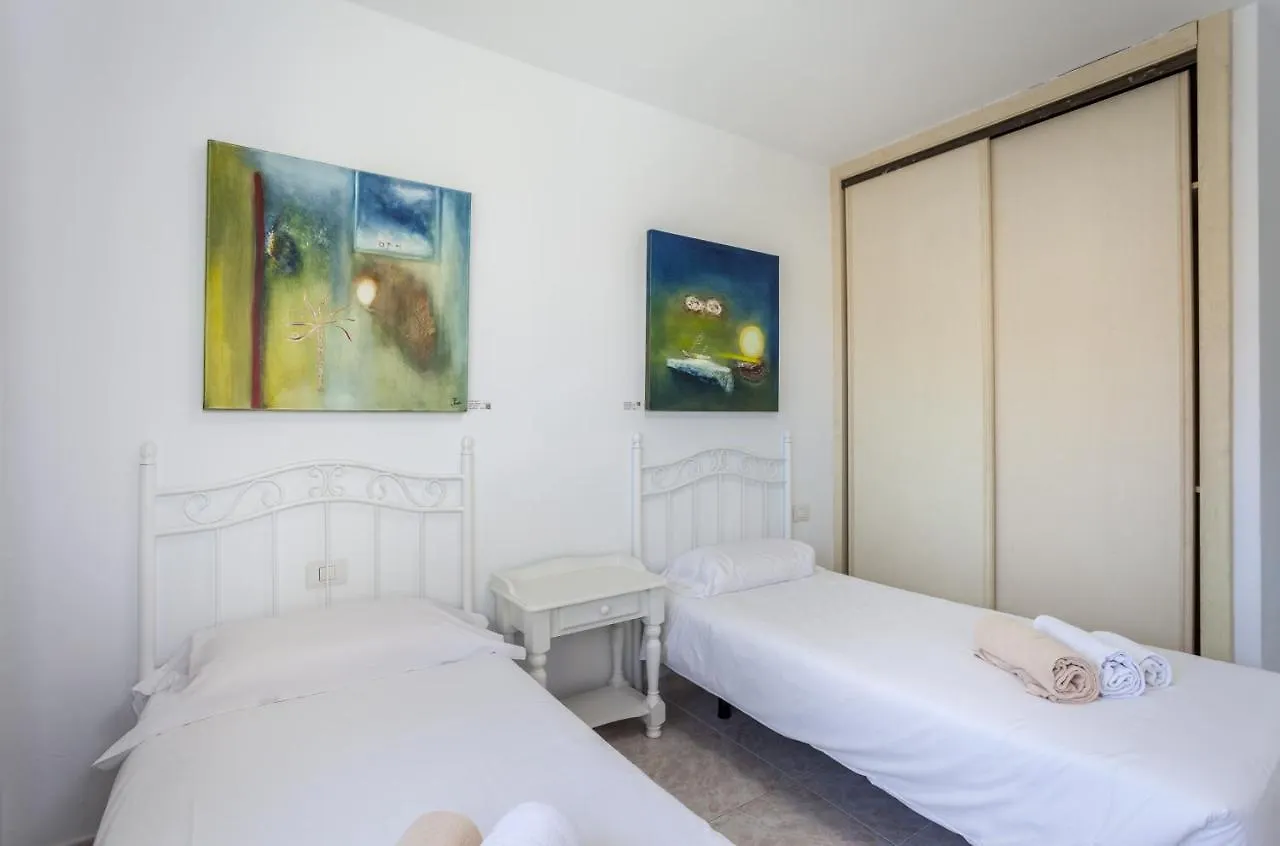 Galera Beach Boutique Art Villas With Private Pools, Free Wifi & Bbq, Corralejo By Amazzzing Travel 0*,  Spanien