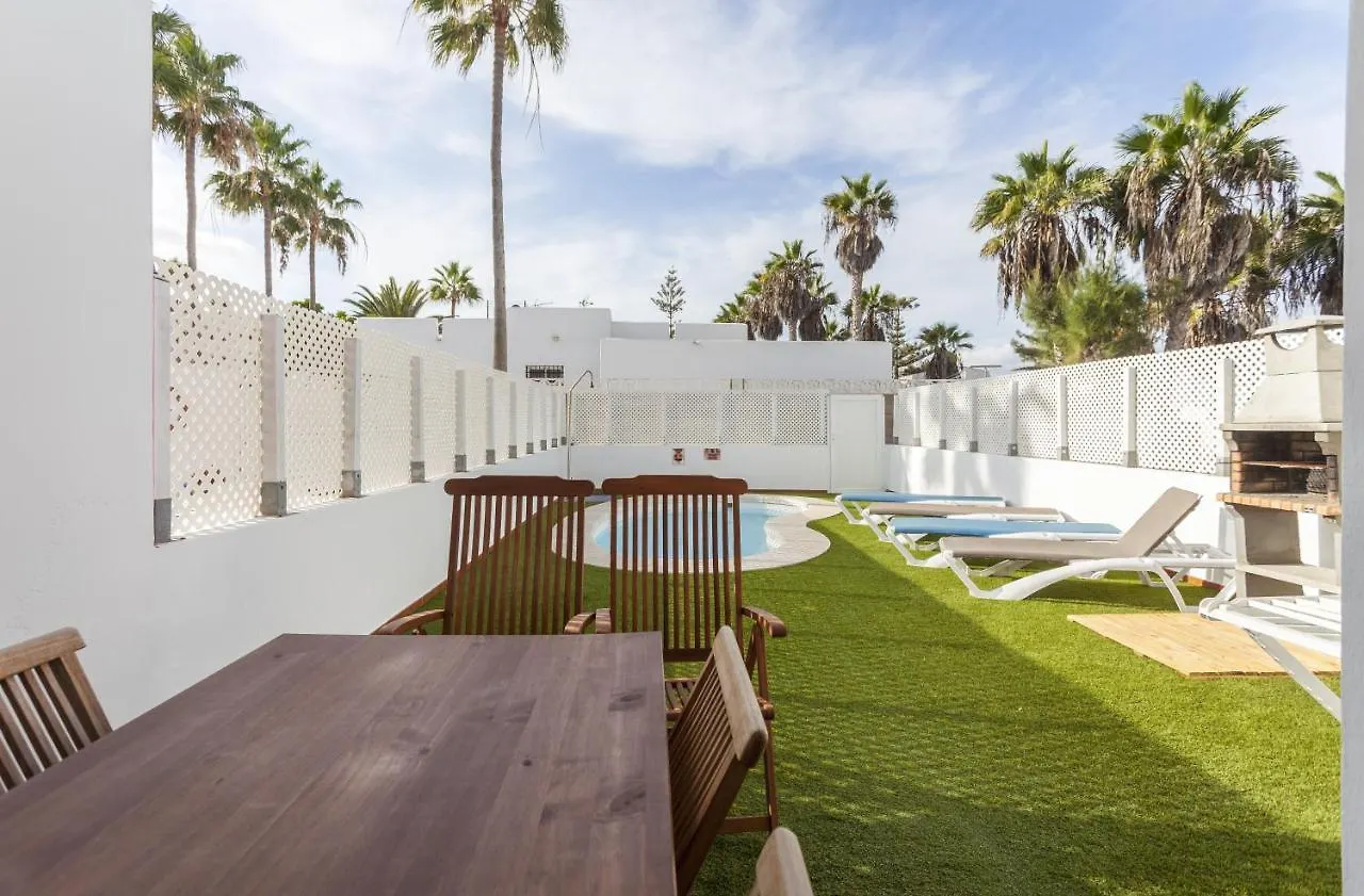 Galera Beach Boutique Art Villas With Private Pools, Free Wifi & Bbq, Corralejo By Amazzzing Travel