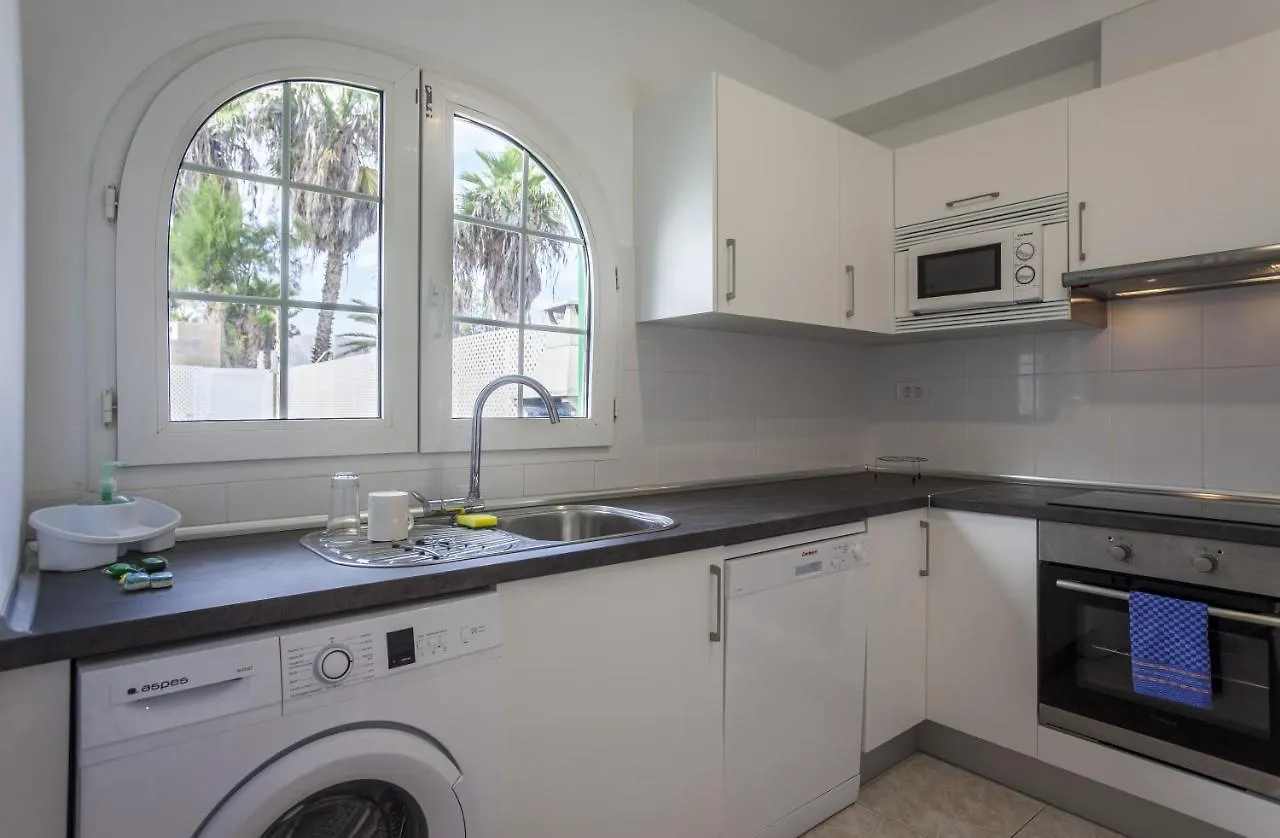 Galera Beach Boutique Art Villas With Private Pools, Free Wifi & Bbq, Corralejo By Amazzzing Travel