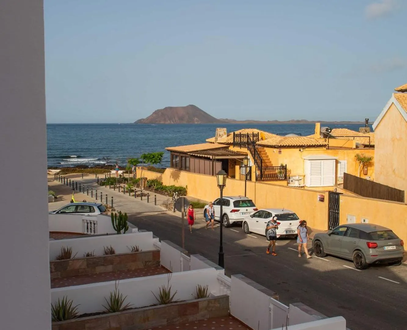 Galera Beach Boutique Art Villas With Private Pools, Free Wifi & Bbq, Corralejo By Amazzzing Travel
