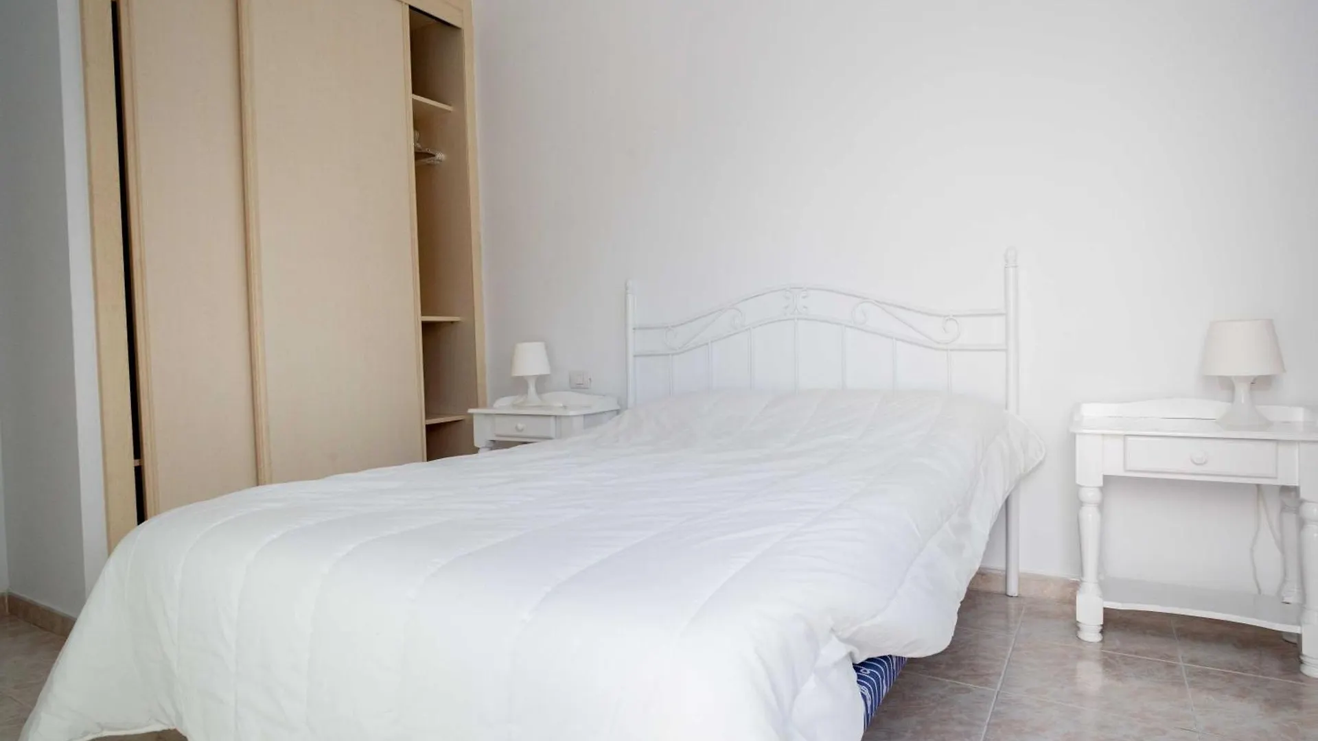 Galera Beach Boutique Art Villas With Private Pools, Free Wifi & Bbq, Corralejo By Amazzzing Travel 0*,